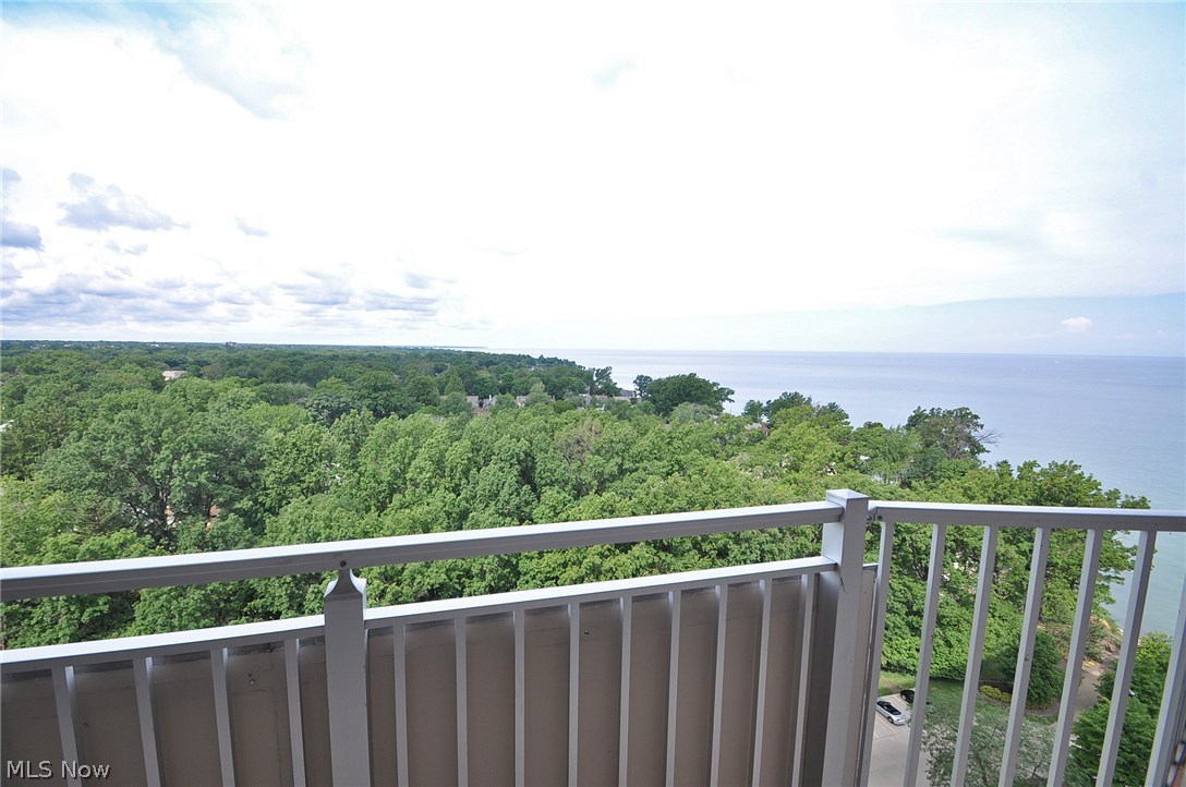 The Carlyle - Residential