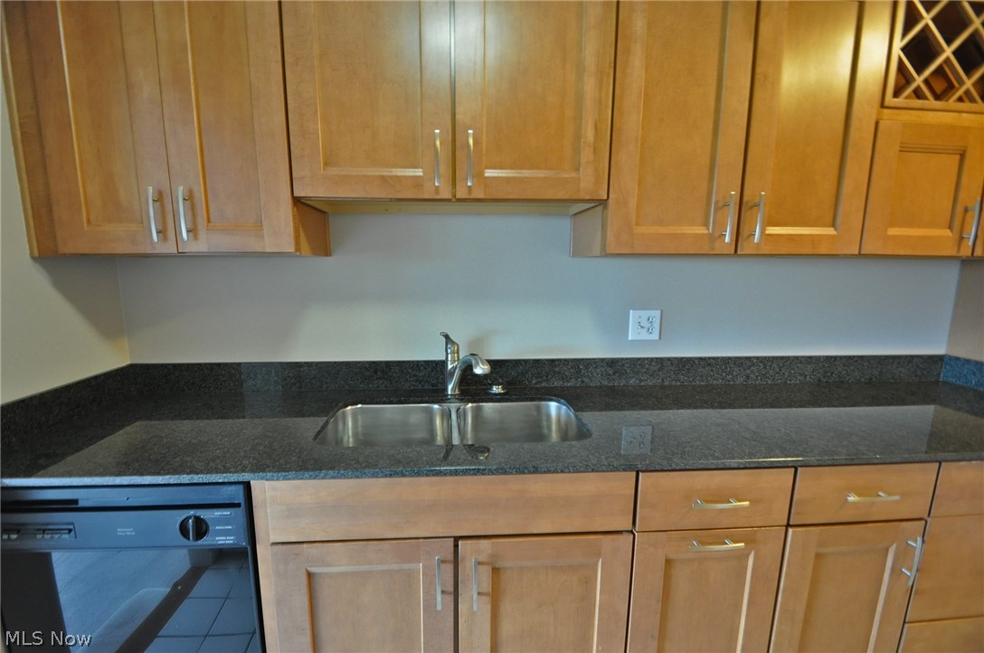 The Carlyle - Residential