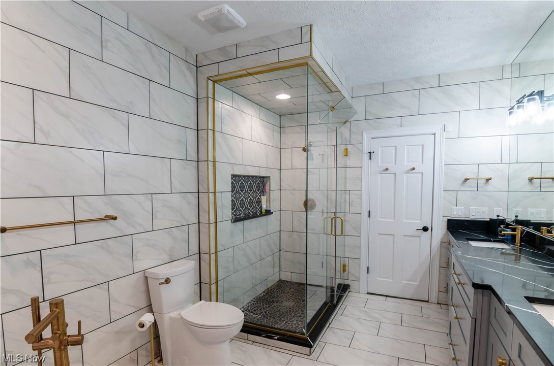 Dakota's - Residential