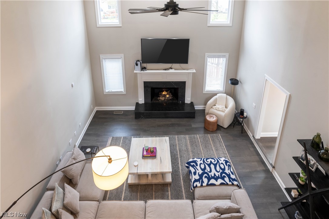 Dakota's - Residential