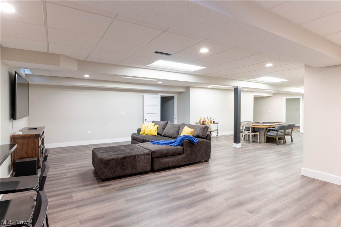 Dakota's - Residential