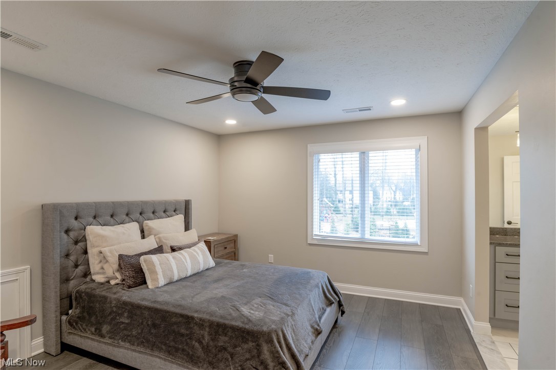 Dakota's - Residential