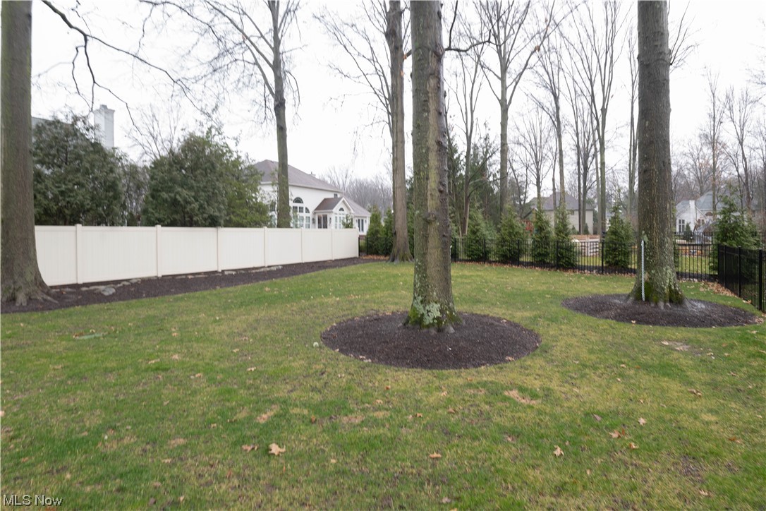 Dakota's - Residential