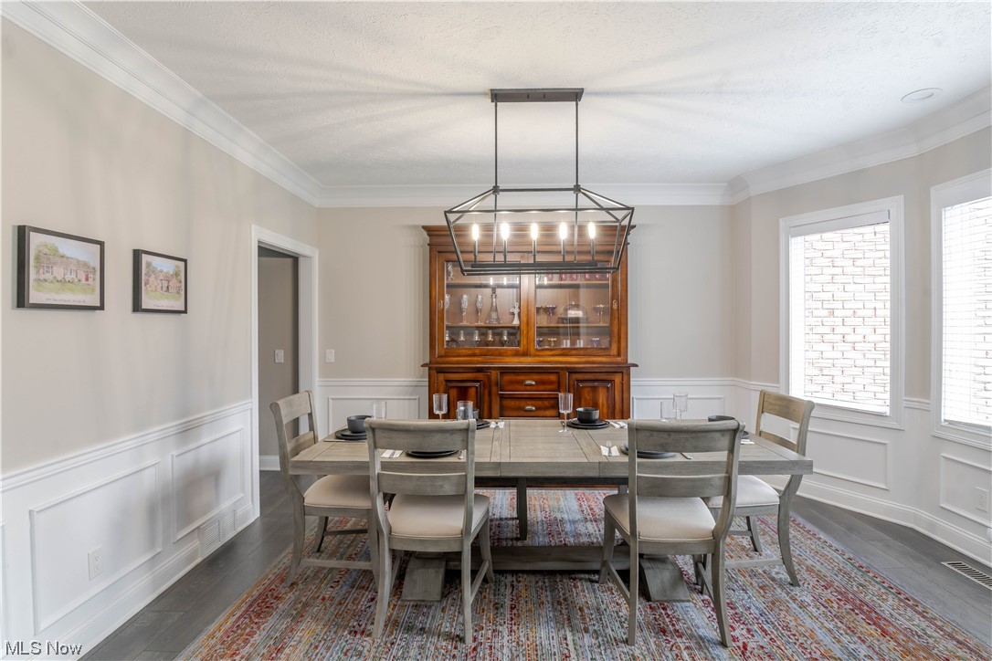 Dakota's - Residential