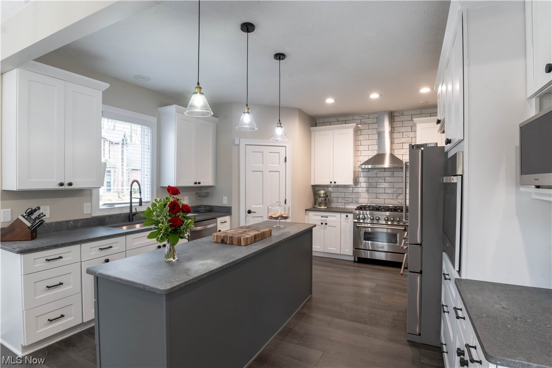 Dakota's - Residential