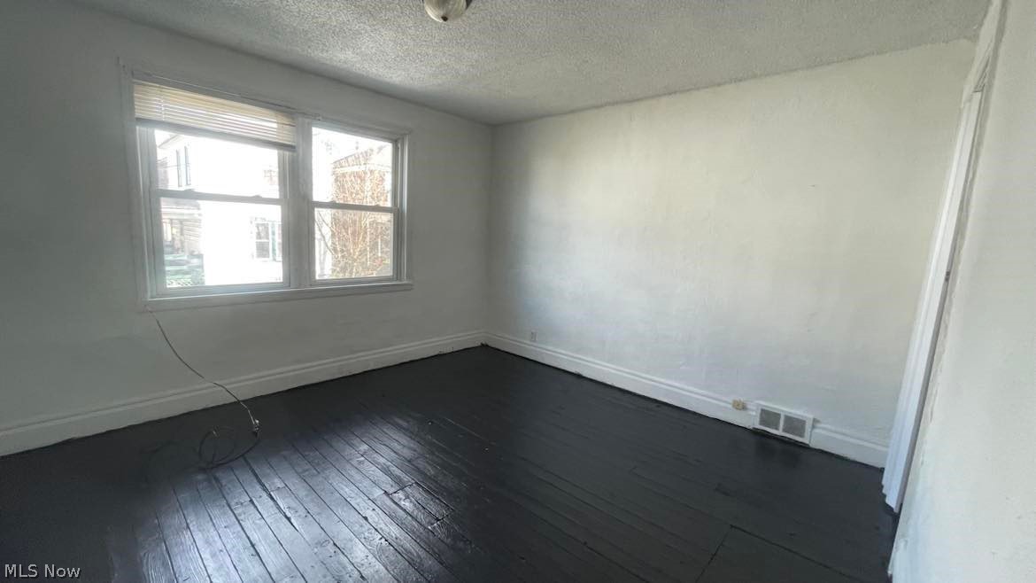 Pleas Heights - Residential Lease