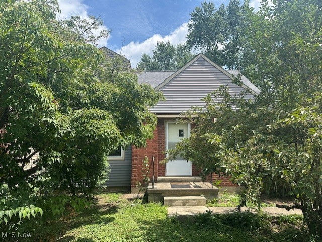 Nicely updated second floor apartment. This one bedroom apartment is conveniently located to shopping, entertainment and public transportation. Updates include a newer kitchen, newer bath (new vanity, tub and tub surround) and flooring throughout the place. It is ready to move in! $750 a month, 1 year lease, $750 security deposit, Water is included in the rent. Renters insurance is required.