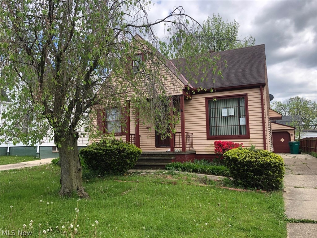 This classic Maple Heights home is a diamond in the rough, awaiting the TLC it needs to live up to its potential! Features newer 2 car garage, newer driveway, aluminum siding, some newer mechanicals, spacious master bedroom, and a spacious basement rec-room.