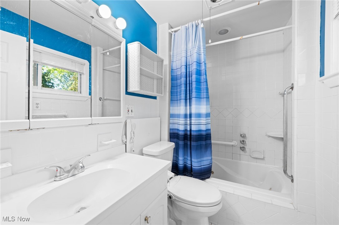 Richmond Heights, Ohio 44143, United States, 3 Bedrooms Bedrooms, ,2 BathroomsBathrooms,Residential,Active,196032