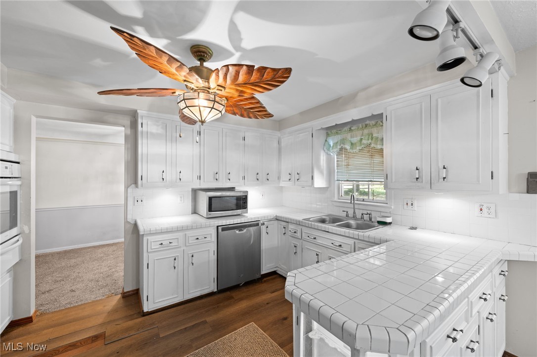 Richmond Heights, Ohio 44143, United States, 3 Bedrooms Bedrooms, ,2 BathroomsBathrooms,Residential,Active,196032