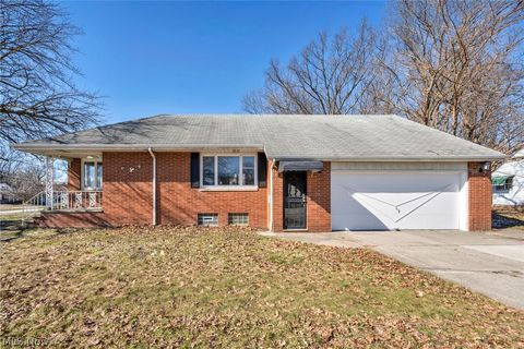 Tiny photo for 25641 Glenbrook Boulevard, Euclid, OH 44117 (MLS # 5190508)