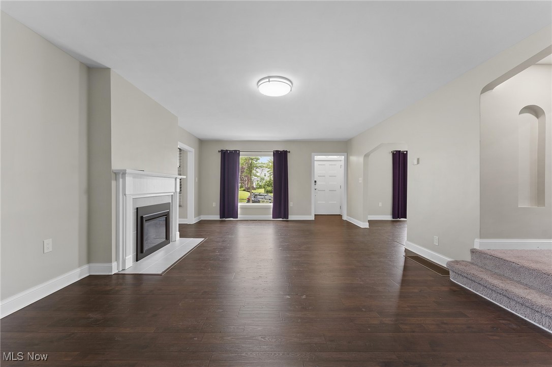 Shaker Heights, Ohio 44120, United States, 3 Bedrooms Bedrooms, ,2 BathroomsBathrooms,Residential,Pending,156285