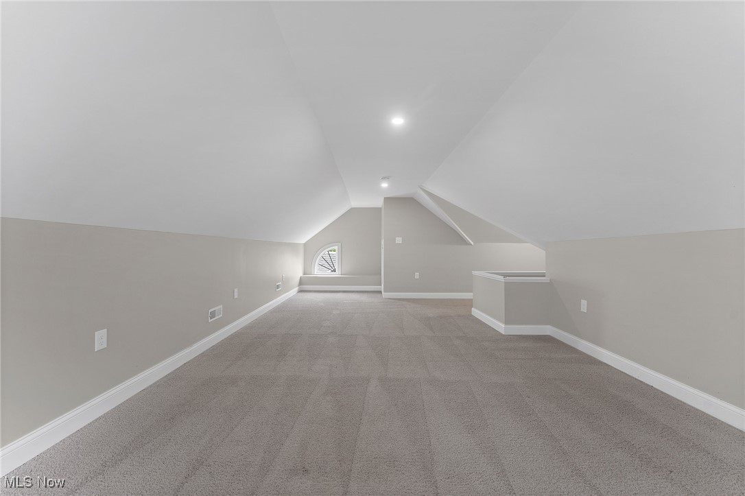 Shaker Heights, Ohio 44120, United States, 3 Bedrooms Bedrooms, ,2 BathroomsBathrooms,Residential,Pending,156285