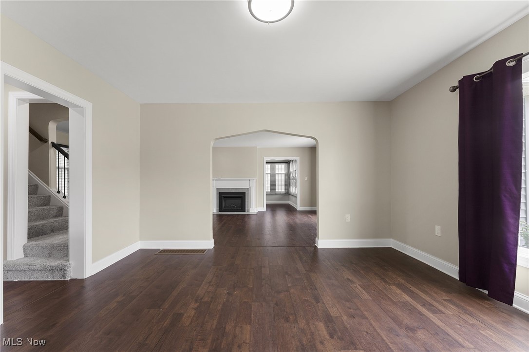 Shaker Heights, Ohio 44120, United States, 3 Bedrooms Bedrooms, ,2 BathroomsBathrooms,Residential,Pending,156285