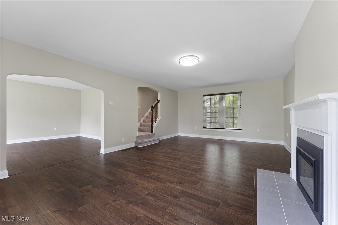 Shaker Heights, Ohio 44120, United States, 3 Bedrooms Bedrooms, ,2 BathroomsBathrooms,Residential,Pending,156285