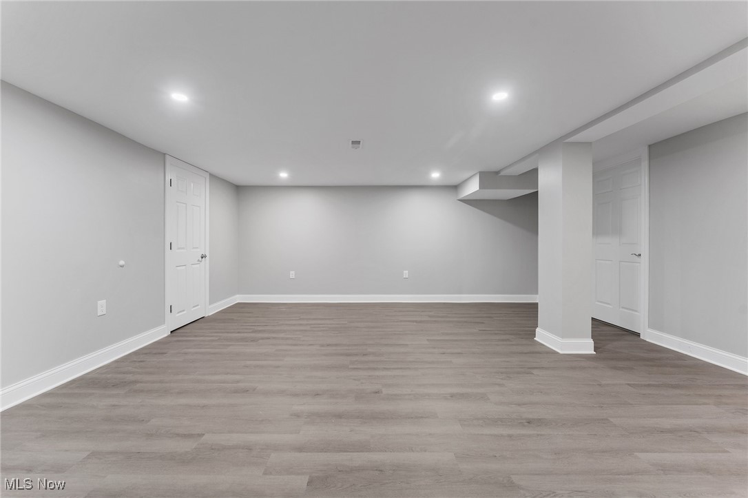 Shaker Heights, Ohio 44120, United States, 3 Bedrooms Bedrooms, ,2 BathroomsBathrooms,Residential,Pending,156285