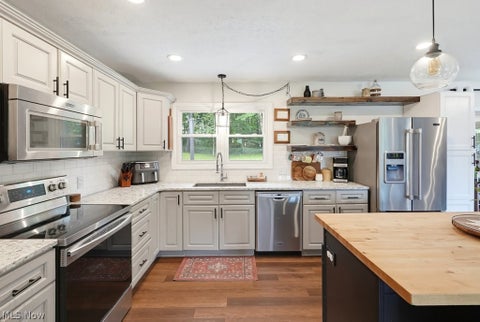 Tiny photo for 862 Dunning Road, New Franklin, OH 44614 (MLS # 5237613)