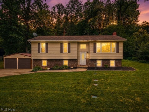 Photo of 862 Dunning Road, New Franklin, OH 44614 (MLS # 5237613)