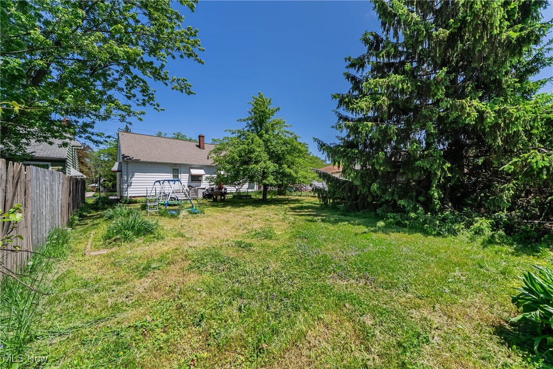 14204 Rockside Road, Maple Heights, Ohio image 8