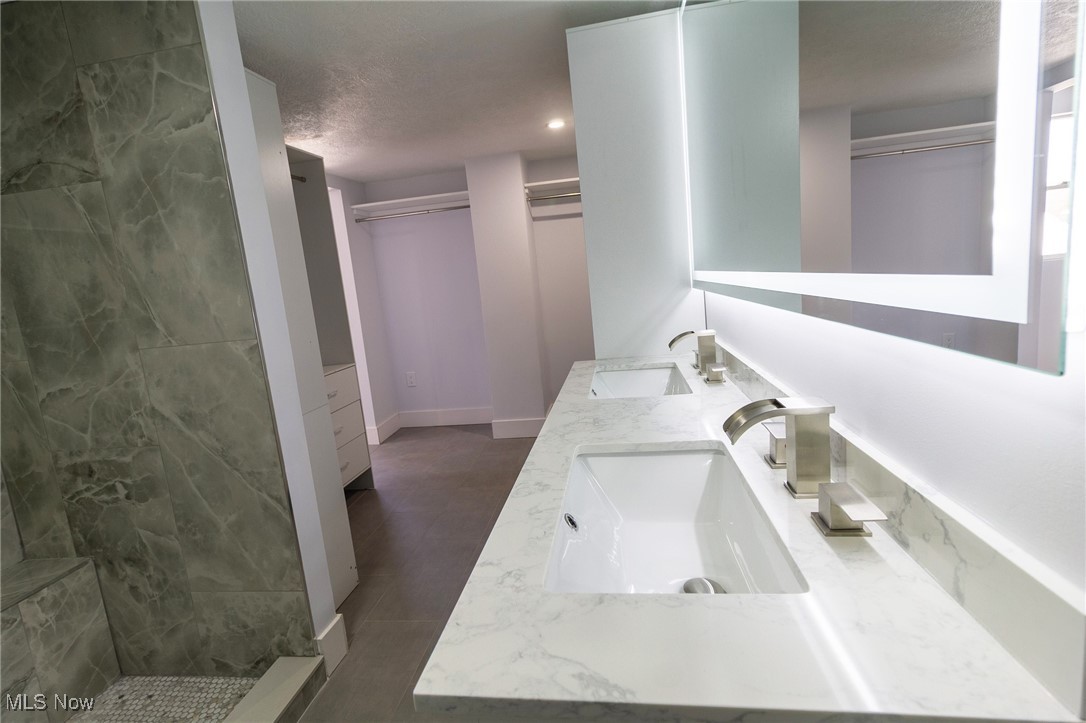 Drosk Risman - Residential