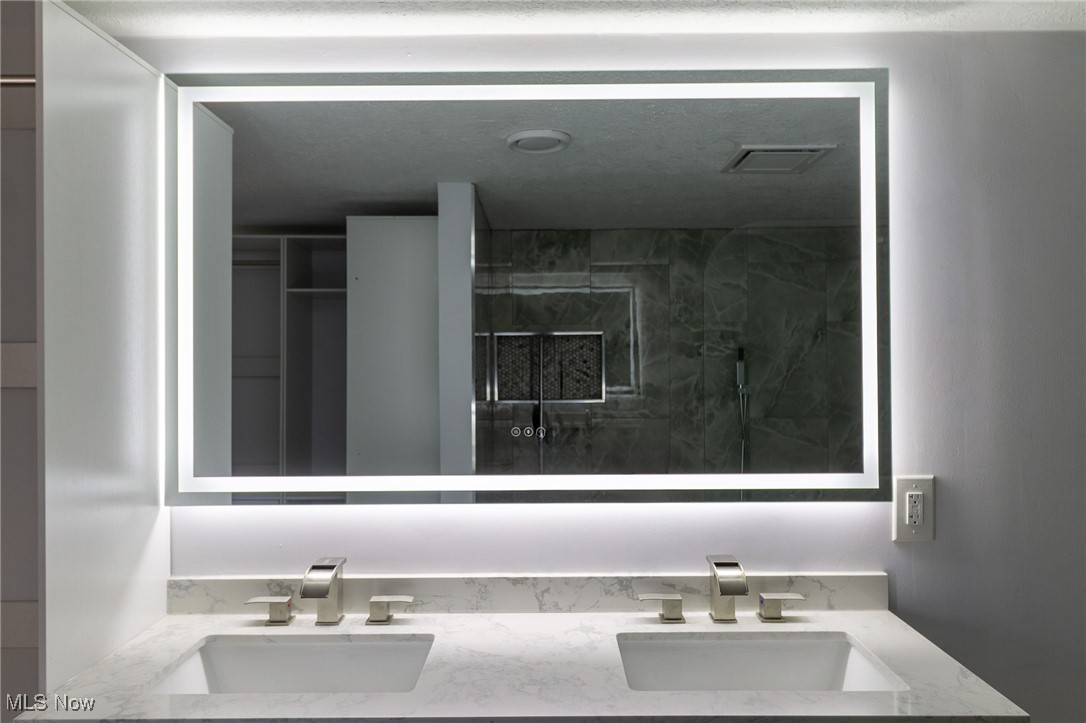 Drosk Risman - Residential