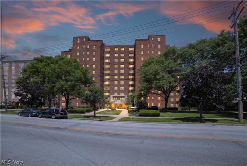 Photo for 11720 Edgewater Drive 204