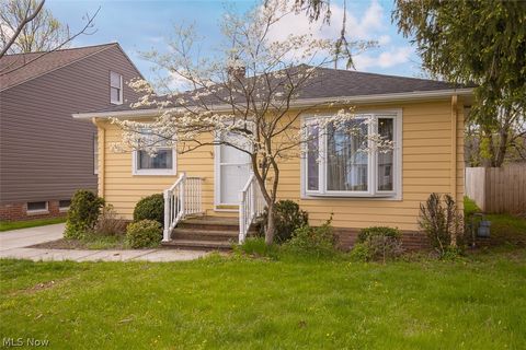 8409 Wainstead Drive, Parma, OH 44129 - #: 5201713