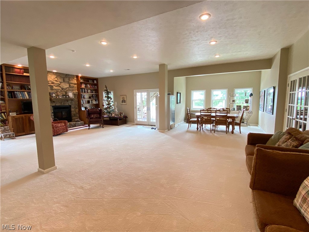 6 White Oaks 50x173 - Residential