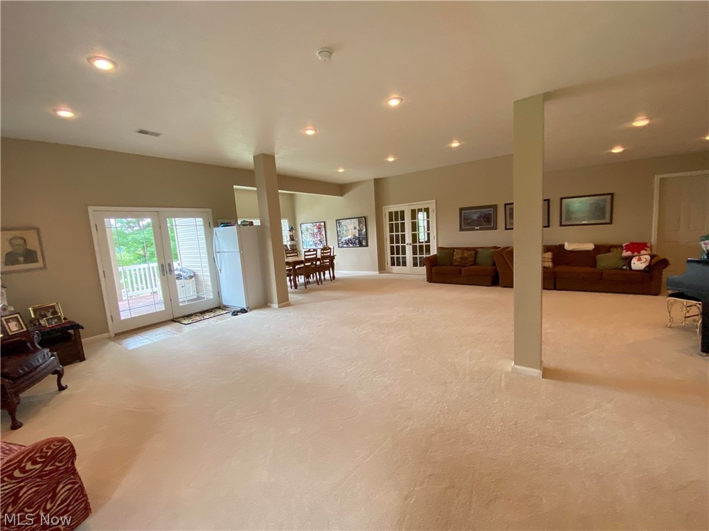 6 White Oaks 50x173 - Residential