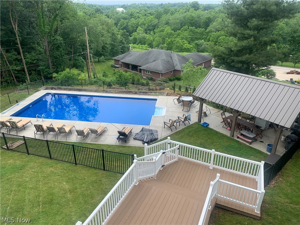 6 White Oaks 50x173 - Residential