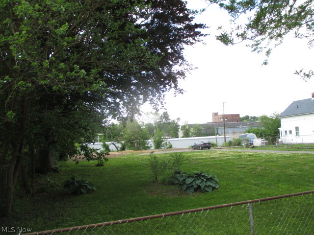 Taylor & Hoyt - Land