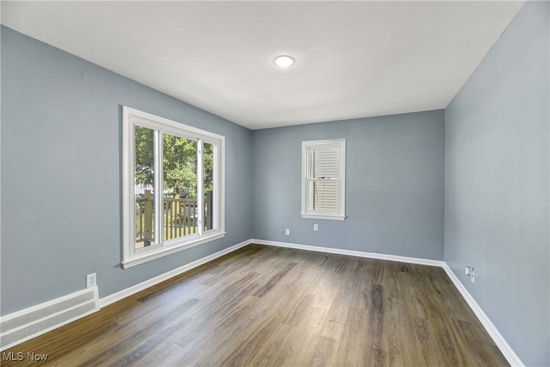 Ford Realty Cos Liberty - Residential