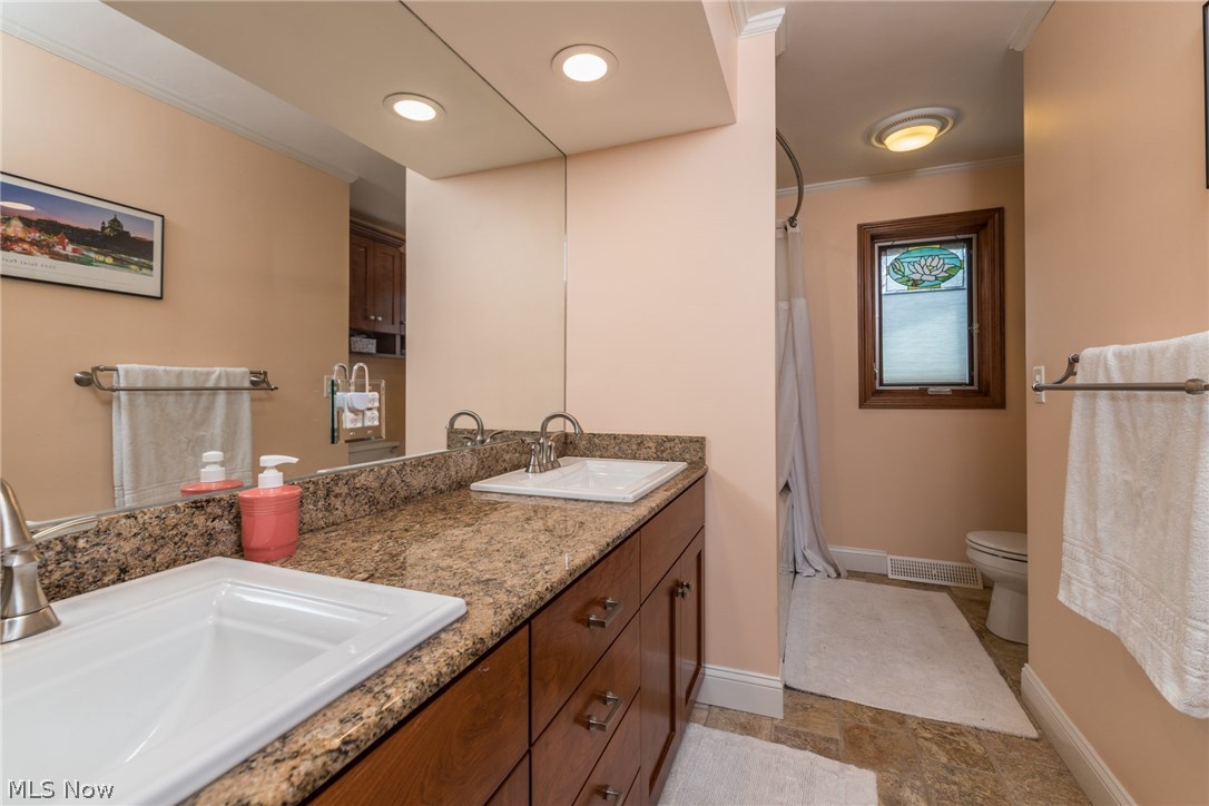 Hemlock Hills - Residential