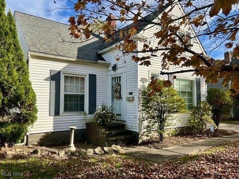 Photo for 1571 Lander Road