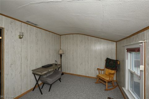 Tiny photo for 1021 East Boulevard, Aurora, OH 44202 (MLS # 5210159)