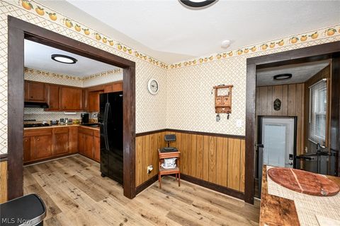 Tiny photo for 1021 East Boulevard, Aurora, OH 44202 (MLS # 5210159)