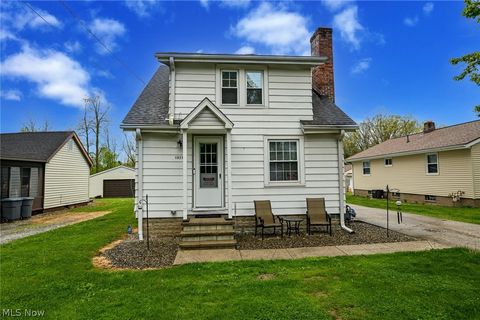 Tiny photo for 1021 East Boulevard, Aurora, OH 44202 (MLS # 5210159)