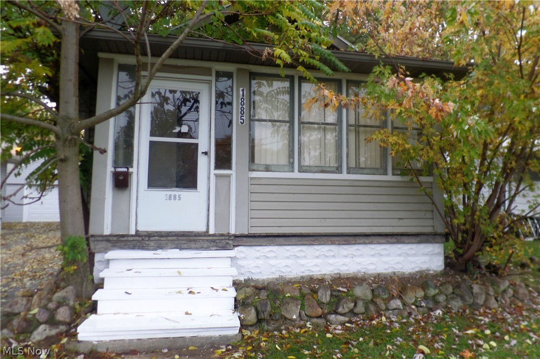 Back on the market, the owner is selling at a loss! This cobblestoned cutie is just waiting for its new owner to add their creative touches and make it their dream home! Nestled in the popular Goodyear Heights neighborhood, this handy person's special is just minutes away from elementary schools, shopping, entertainment, the Goodyear Heights metro park, and the University of Akron. This home features 2 bedrooms/1 bath, a generous kitchen, a comfortable living and dining room, and a one-car garage. This home last sold for $62,500 in 2003. OH real estate inventory is at an all-time low and this house is priced to sale! Make an appointment to tour today. Seller is not reviewing land contract of wholesaling offers at this time.