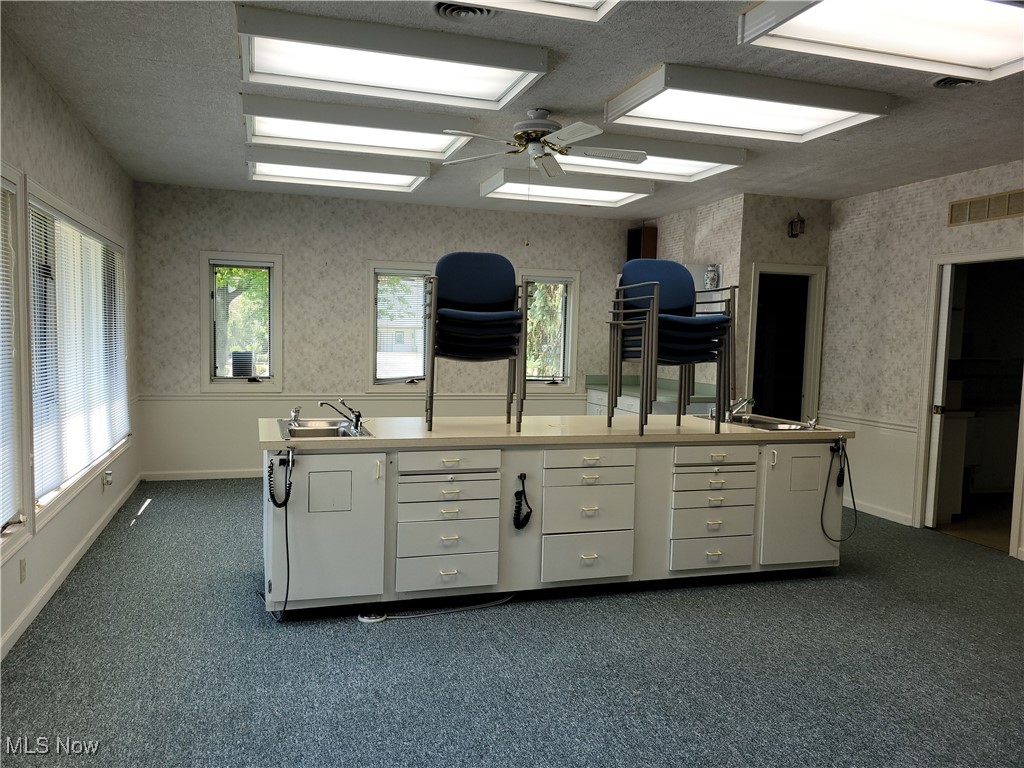 Evergreen Professional Center - Commercial Lease