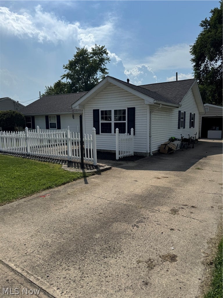 618 Idlewood Avenue