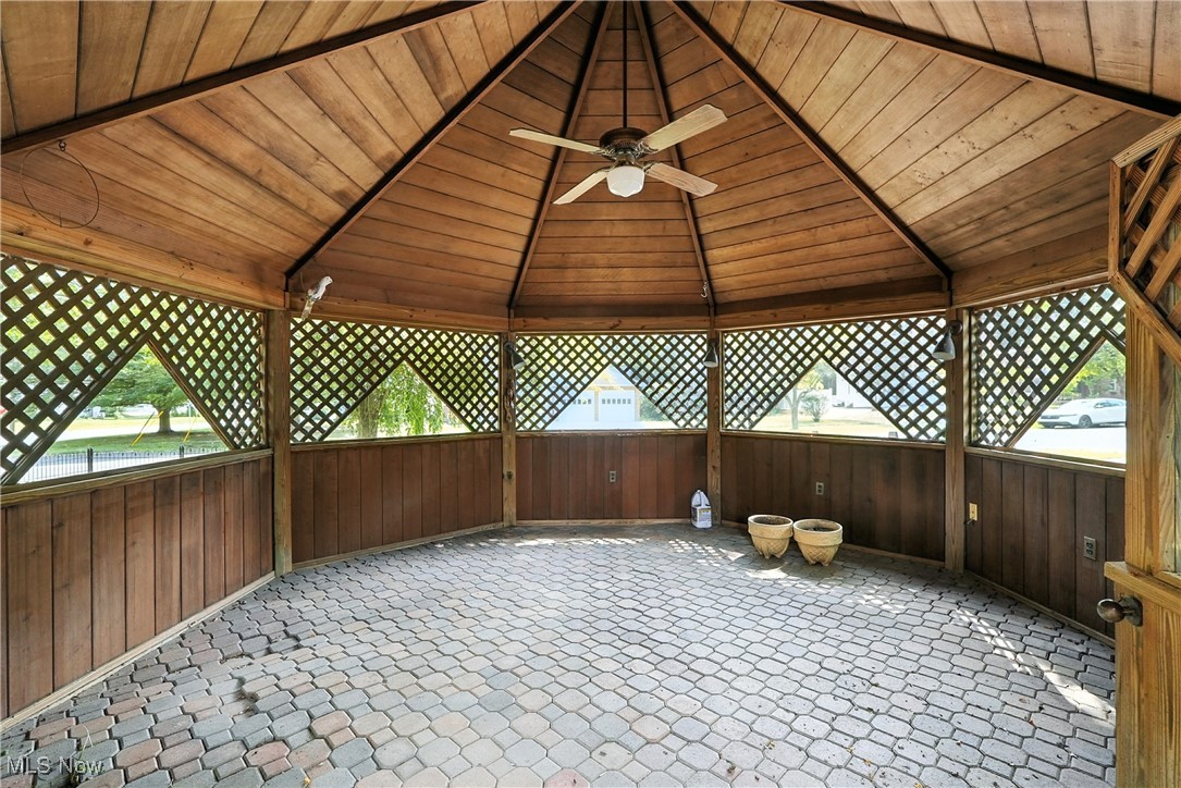 Mennes #1 - Residential