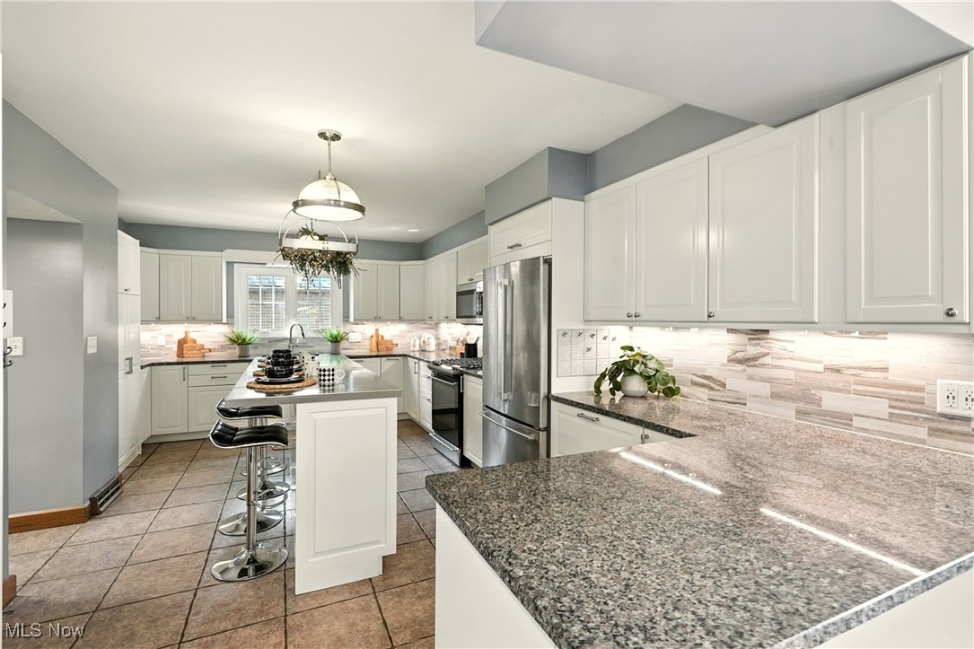 Mennes #1 - Residential