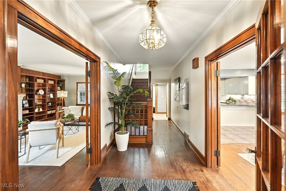 Mennes #1 - Residential