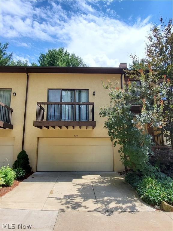 Take a look at this stunning condo in Munroe Falls! This beauty features a spacious living room with vaulted ceiling, a completely updated kitchen with new cabinets/flooring. Each bedroom has it's own full bathroom and oversized "walk-in" closets! The outdoor living space is phenomenal, featuring a 14'x12' enclosed patio. There's SO much to offer with this one! Schedule your showing today, before it's gone!