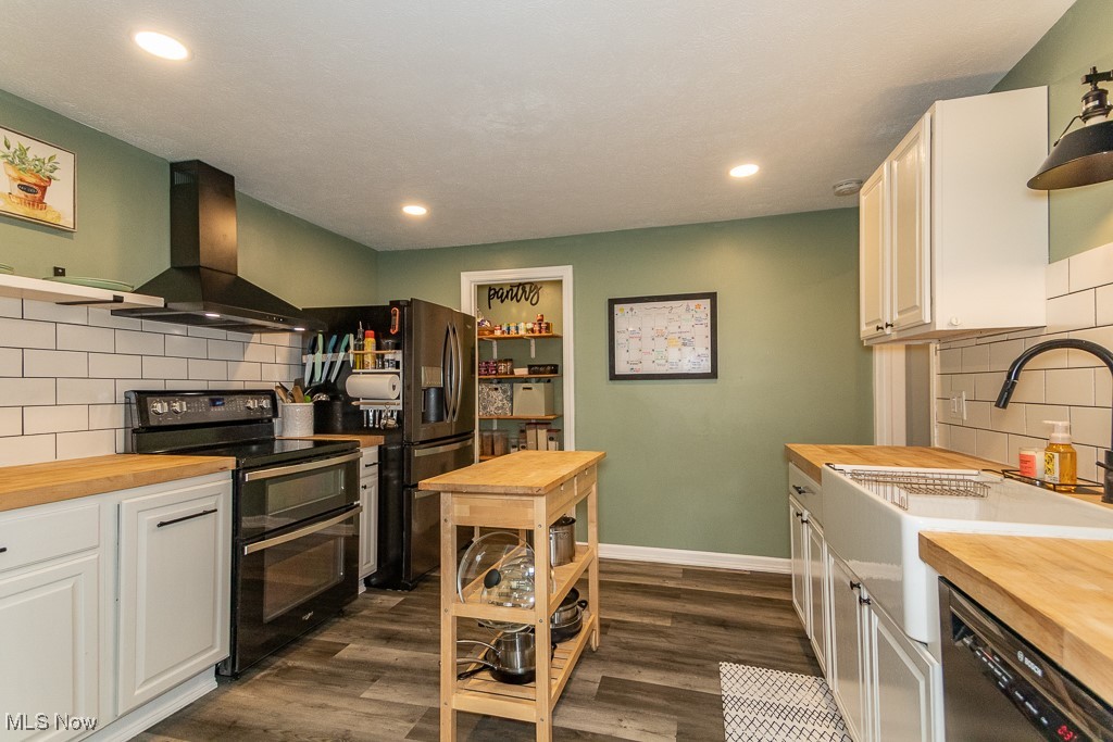 7599 Fairview Avenue, Mentor, Ohio image 31