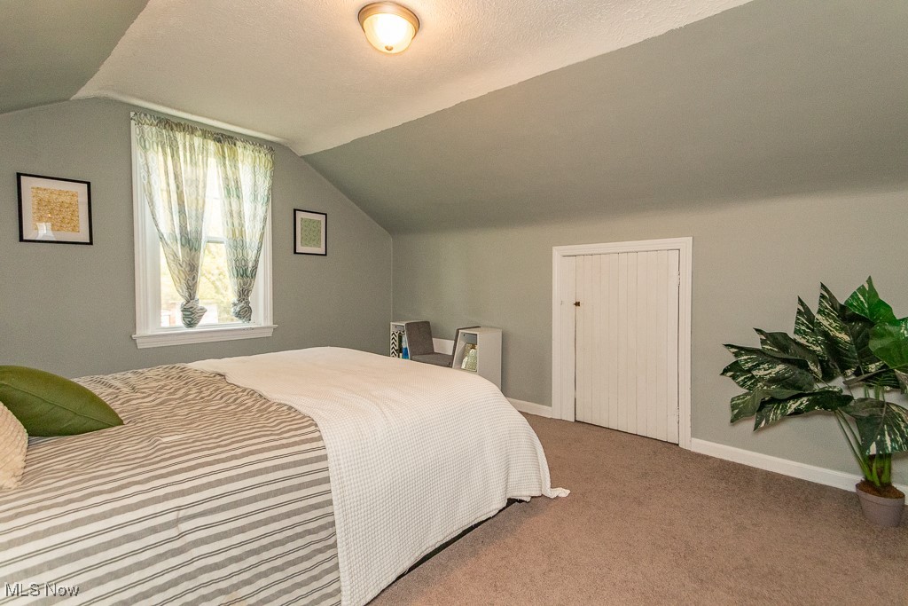 7599 Fairview Avenue, Mentor, Ohio image 19