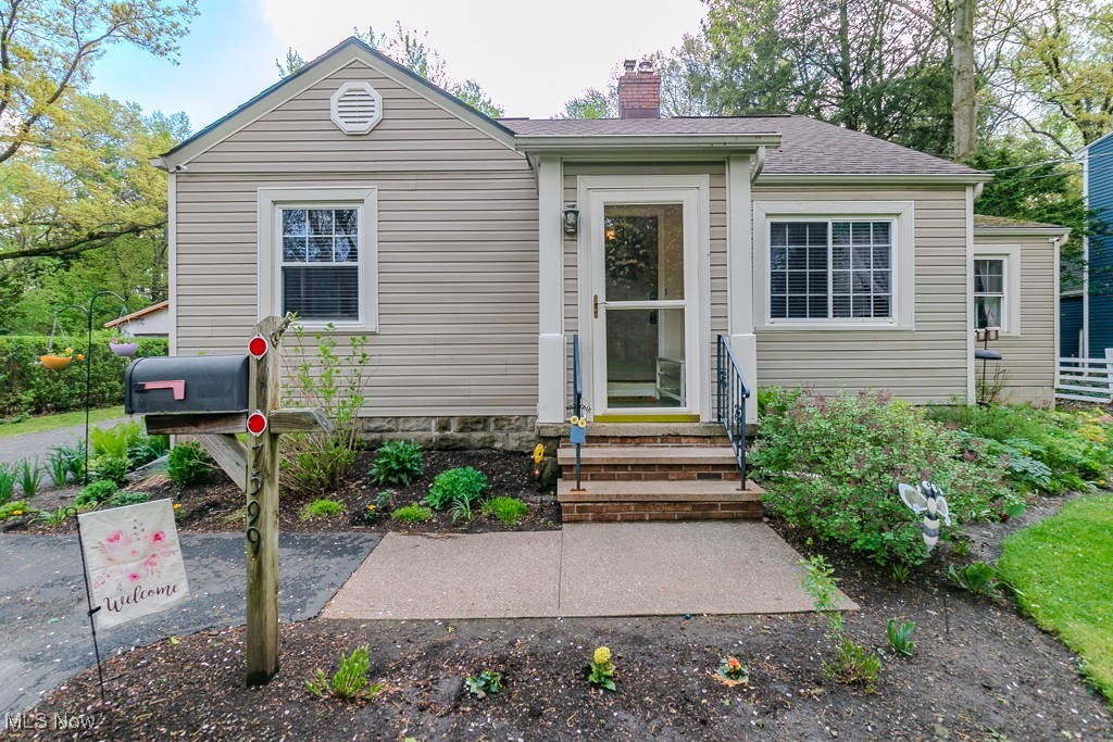 7599 Fairview Avenue, Mentor, Ohio image 27