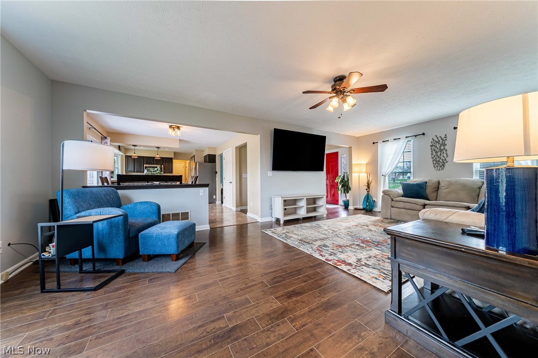 Charter Lakes Estate Ph III - Residential