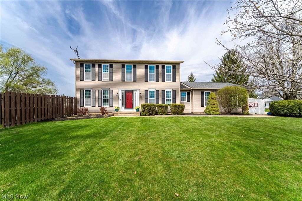 Photo of 53 Charter Drive, Northfield, OH 44067 (MLS # 5200808)