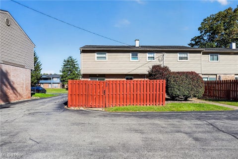 Tiny photo for 4129 New Road, Youngstown, OH 44515 (MLS # 5254858)